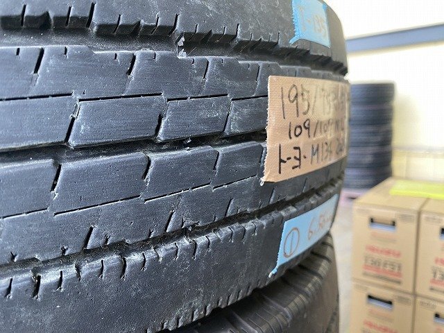 T-135 TOYO 195/75R15 109/107N LT DURAVIS M134 5本セット 2023年製_画像2