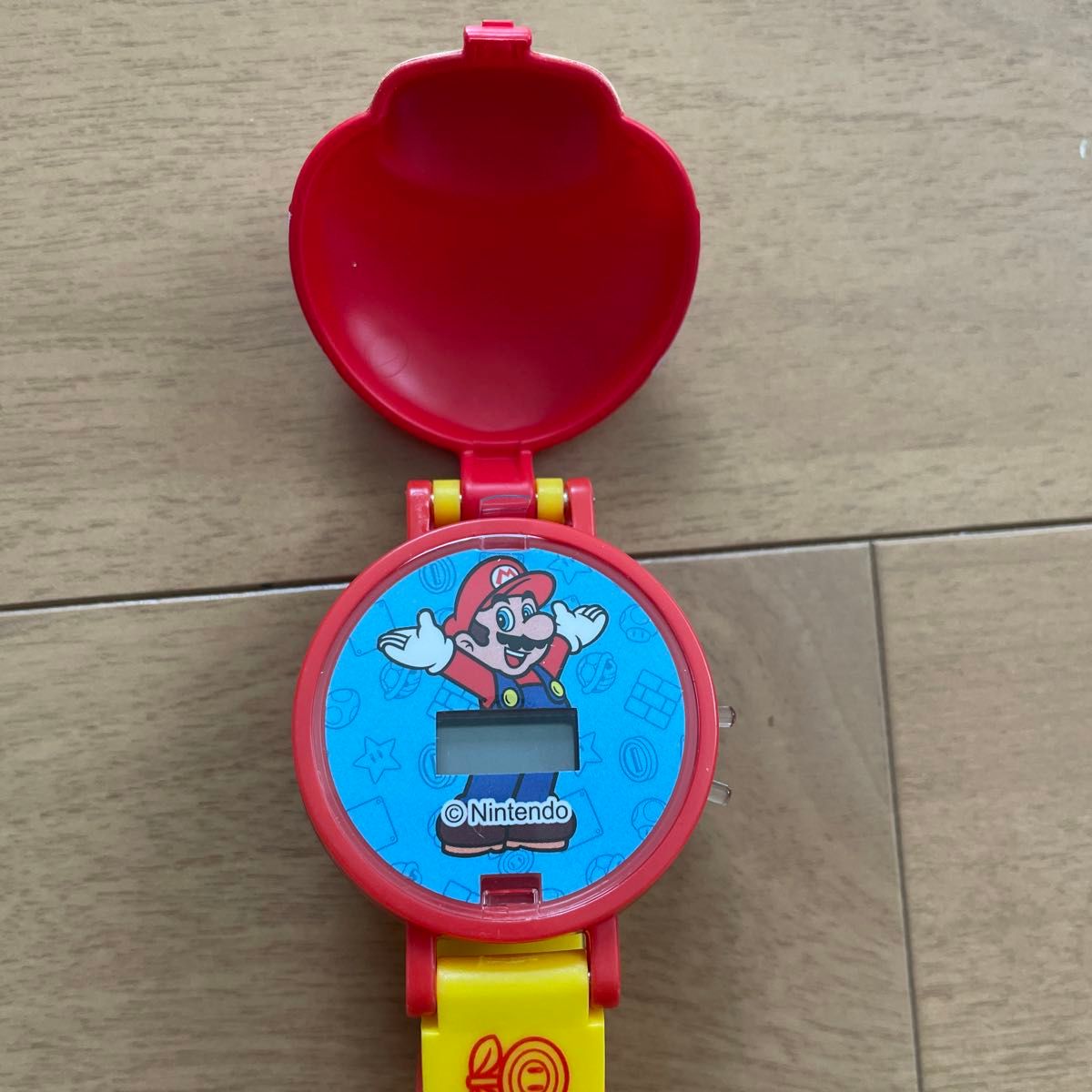 マリオ　ガチャガチャ　キノピオ　時計 腕時計　スーパーマリオ　デジタル時計
