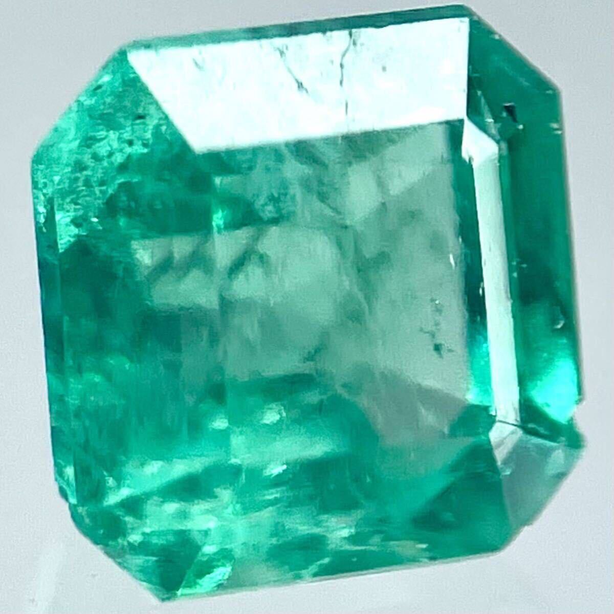 ★天然エメラルド0.345ct★m 約4.1×4.1mmソーティング付 ルース 裸石 宝石 ジュエリー ベリル beryl emerald _画像1