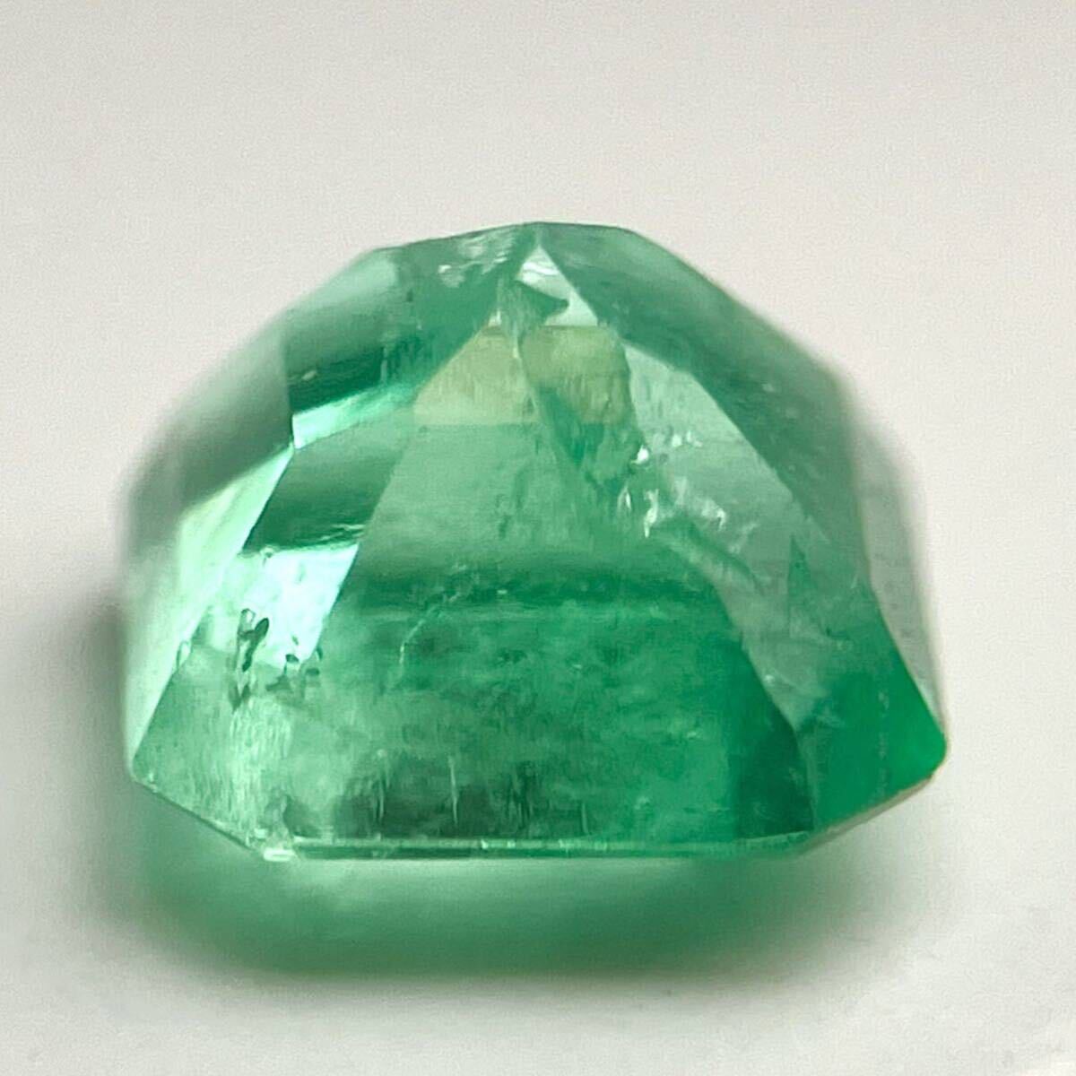 ★天然エメラルド0.336ct★m 約4.2×4.0mmソーティング付 ルース 裸石 宝石 ジュエリーjewelry emerald_画像2