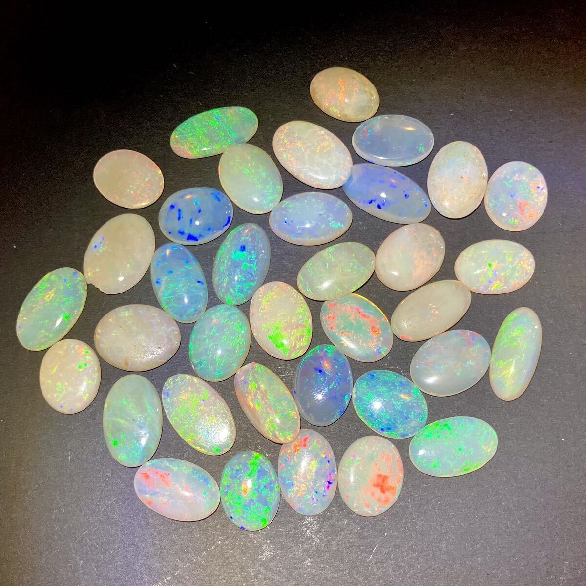 遊色効果抜群!!★オパールルースおまとめ★m約20g/100ct ルース 裸石 宝石 ジュエリー jewelry opal 遊色 water fire white _画像3