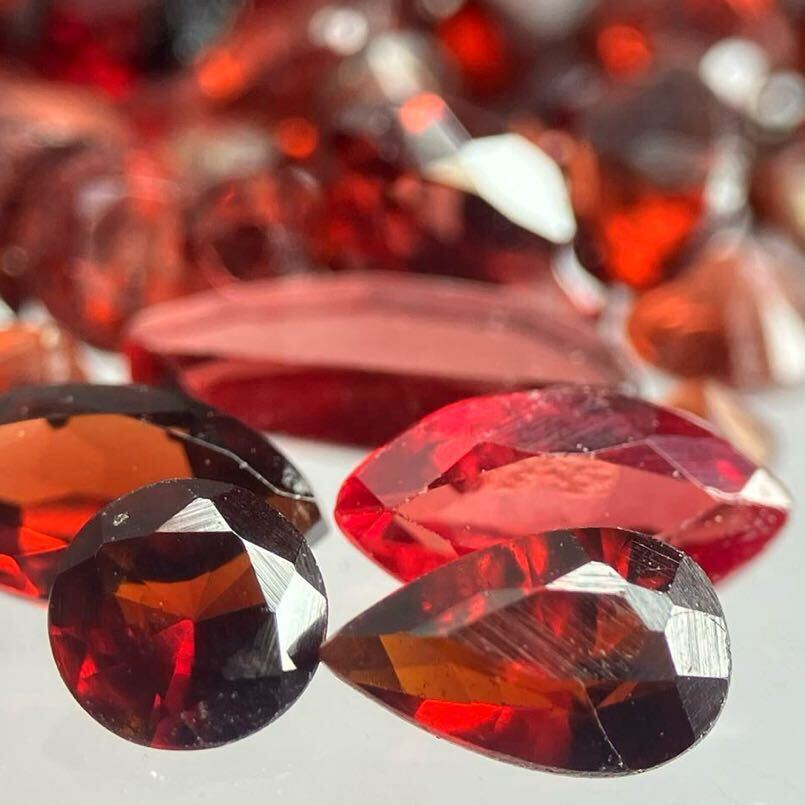 大量!!［赤系色石おまとめ100ct］M ルース 裸石 宝石 ジュエリー jewelry garnet 柘榴石 EA5の画像1