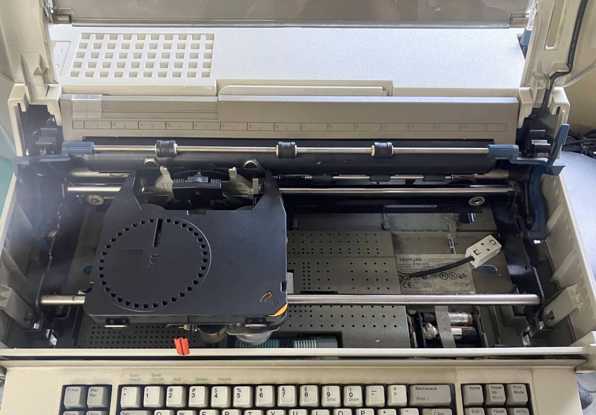 【レア】IBM 電子タイプライター Wheelwriter 3500(6787-005) 中古インクリボン付 文字入力OK 即日発送 一週間返品保証【H24043005】_画像6