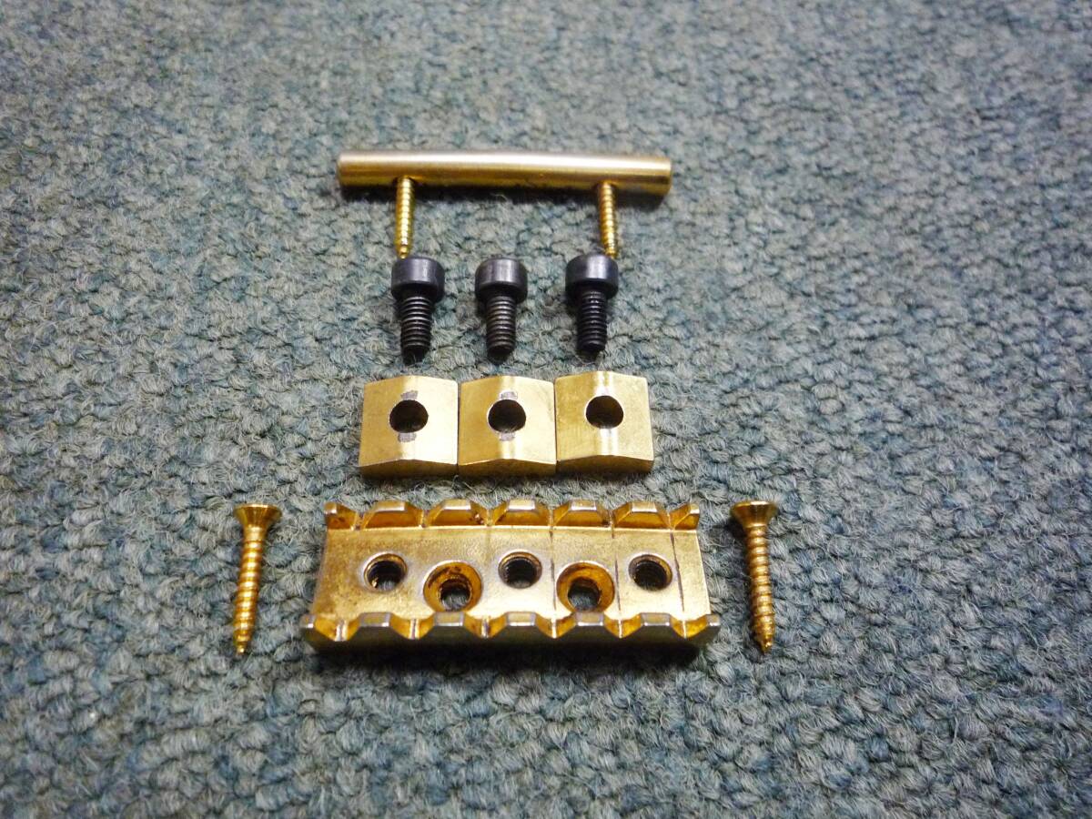 2000年代製 Floyd Rose R2 Lock Nut & テンションバー GOLD Made in Germany フロイドローズ ロックナット ゴールド 表留め ドイツ製_画像5