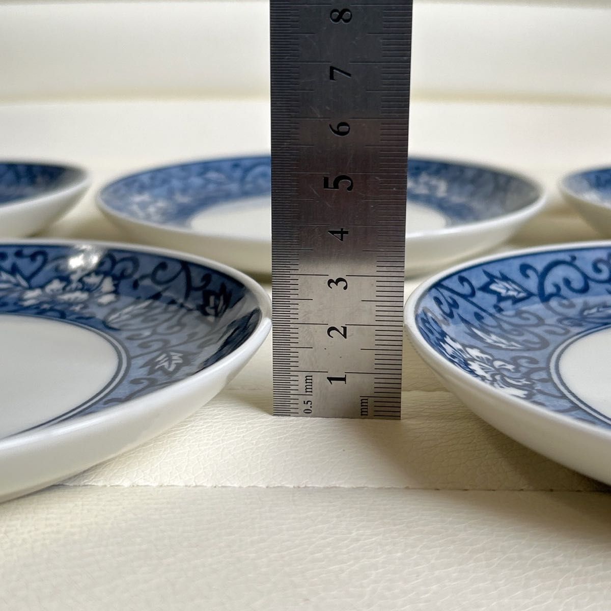 たち吉 唐草 銘々皿揃 5枚セット 中皿 平皿 取り皿 和食器 染付 たち吉 唐草 銘々皿揃 5枚セット 中皿 平皿 取り皿 和食器 染付