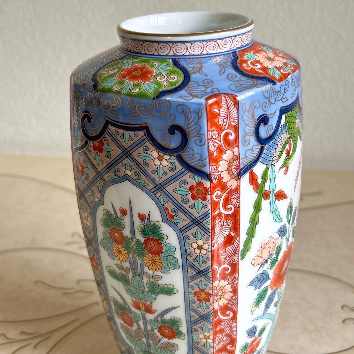 有田焼 哲山作 金彩古伊万里 花瓶 飾り壺 花器 赤絵花鳥 色絵 有田焼 哲山作 金彩古伊万里 花瓶 飾り壺 花器 赤絵花鳥 色絵