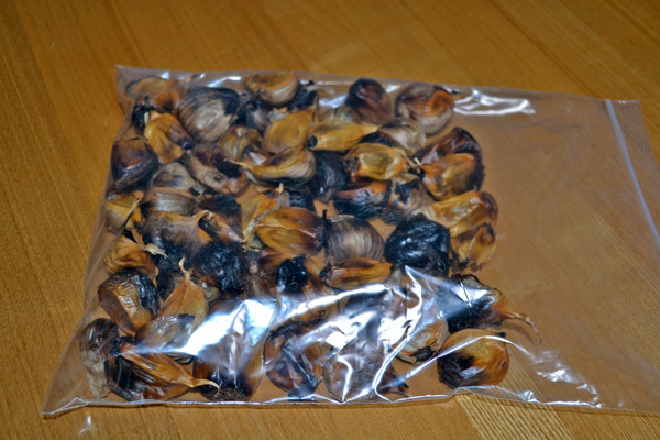 c sale with translation S~M size cooking . license acquisition Aomori prefecture production 6 one-side . own made processing black garlic rose ( stem, out leather none ) 1kg