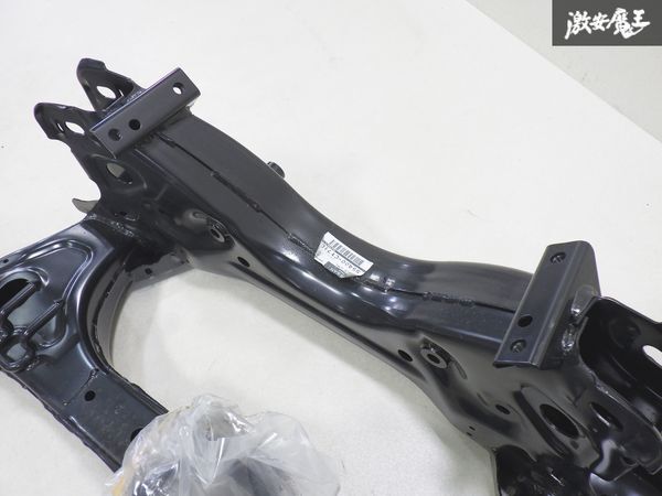 【未使用品】 NISSAN 日産 純正 NC26 セレナ 4WD 四駆 リア メンバー フレーム 55400-CY71C 即納 在庫有 棚E-2_画像4