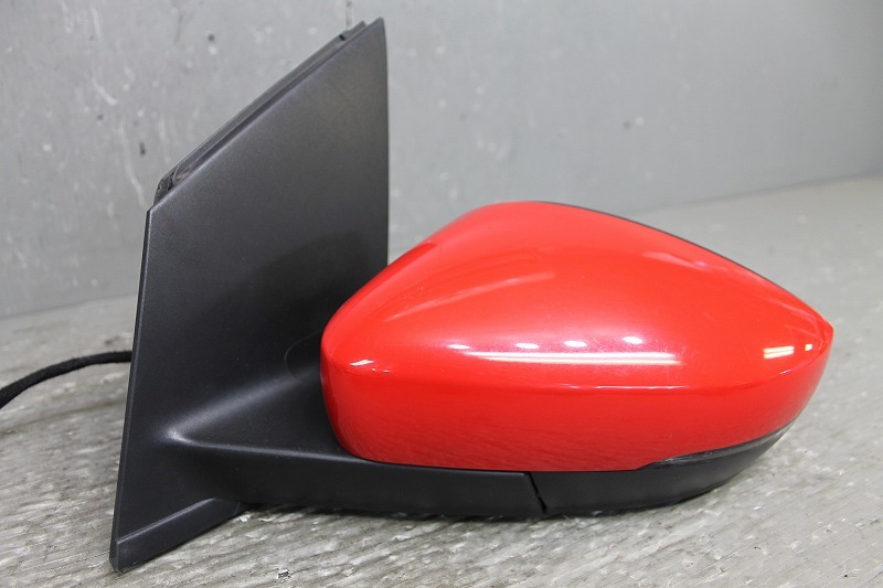 VW Volkswagen Polo BORO latter term (6RCBZ) original left door mirror automatic 8P 8 pin winker red red 6C2 857 501 F p045850