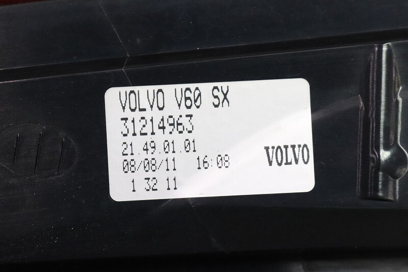ボルボ V60 右ハンドル Volvo (FB4164T) 純正 AL 動作保証 左 テールランプ テールライト LED全点灯OK 31214963 5037 I090028 p046480_画像4