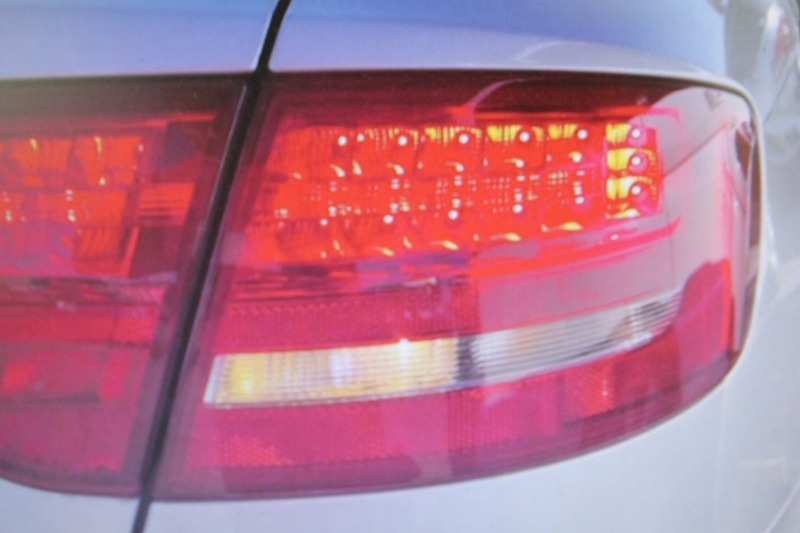 Audi A4 2.0 TSI クワトロ 右ハンドル 後期 (8KCDNF 8K) 純正 動作保証 右 テールライト テールランプ LED全点灯OK 8K9 945 096 B p045934_画像9