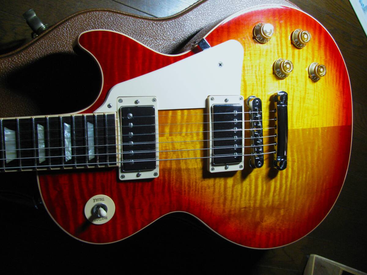 2016年製Gibson Lespaul traditional　ＬＩＫＥ　Ａ　ＪＩＭＭＹ　ＰＡＧＥ　大変素晴らしい状態です。_画像2