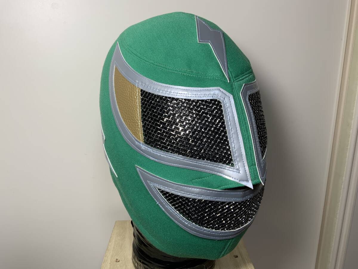 ( free shipping ) prompt decision! strong machine ( green jersey ) Professional Wrestling mask 