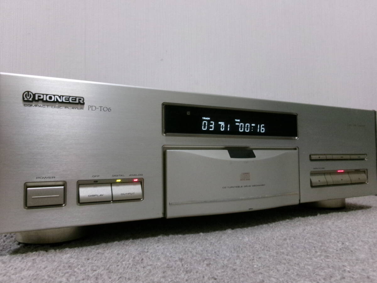【永遠の名機】PIONEER PD-T06 作動良好 驚きの高音質 ターンテーブル方式CDプレーヤー この機会に是非！の画像3