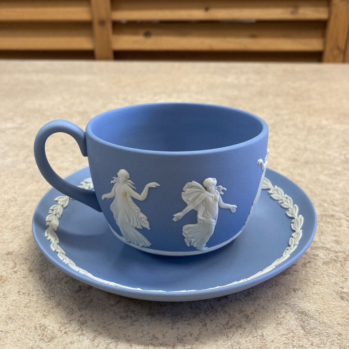 M1 △090未使用経年品【WEDGWOOD ウェッジウッド】 ジャスパー カップ &ソーサー ペア 箱付