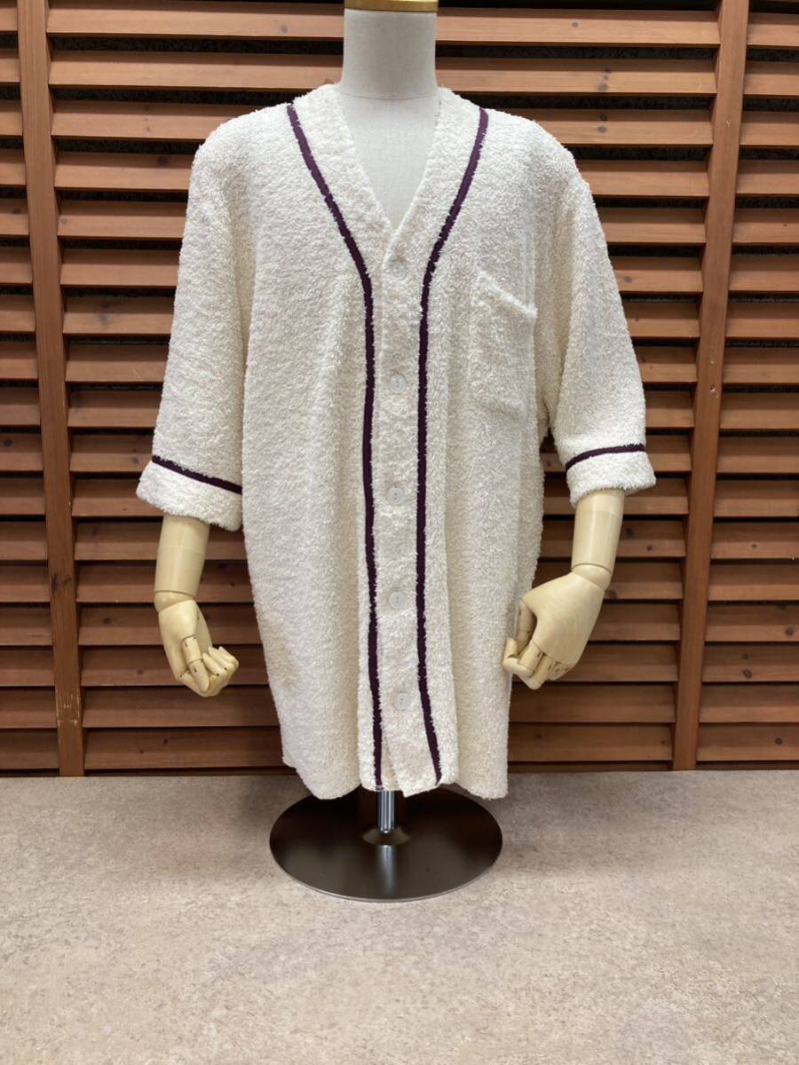 送料無料 N 099美品【ANDFAMILYS アンドファミリーズ】タグ付 SHH-2208702 PILE BASEBALL SHIRTU オフホワイト/ワイン SIZE S_画像1