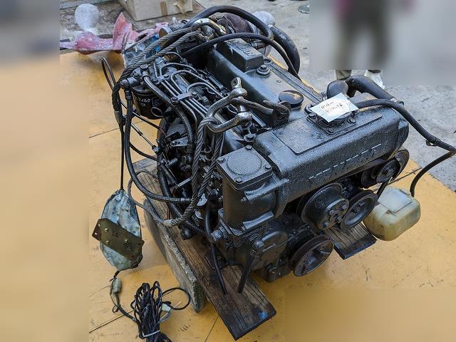 船舶エンジン ヤンマー4GM-TZ ドライブSZ-80 セット販売 20 45 船舶エンジン ヤンマー4GM-TZ ドライブSZ-80 セット販売 20 45