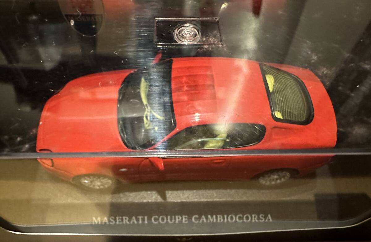 MASERATI　マセラティ　COUPE　CAMBIOCORSA　1/43　RED　中古品　箱難あり_画像2