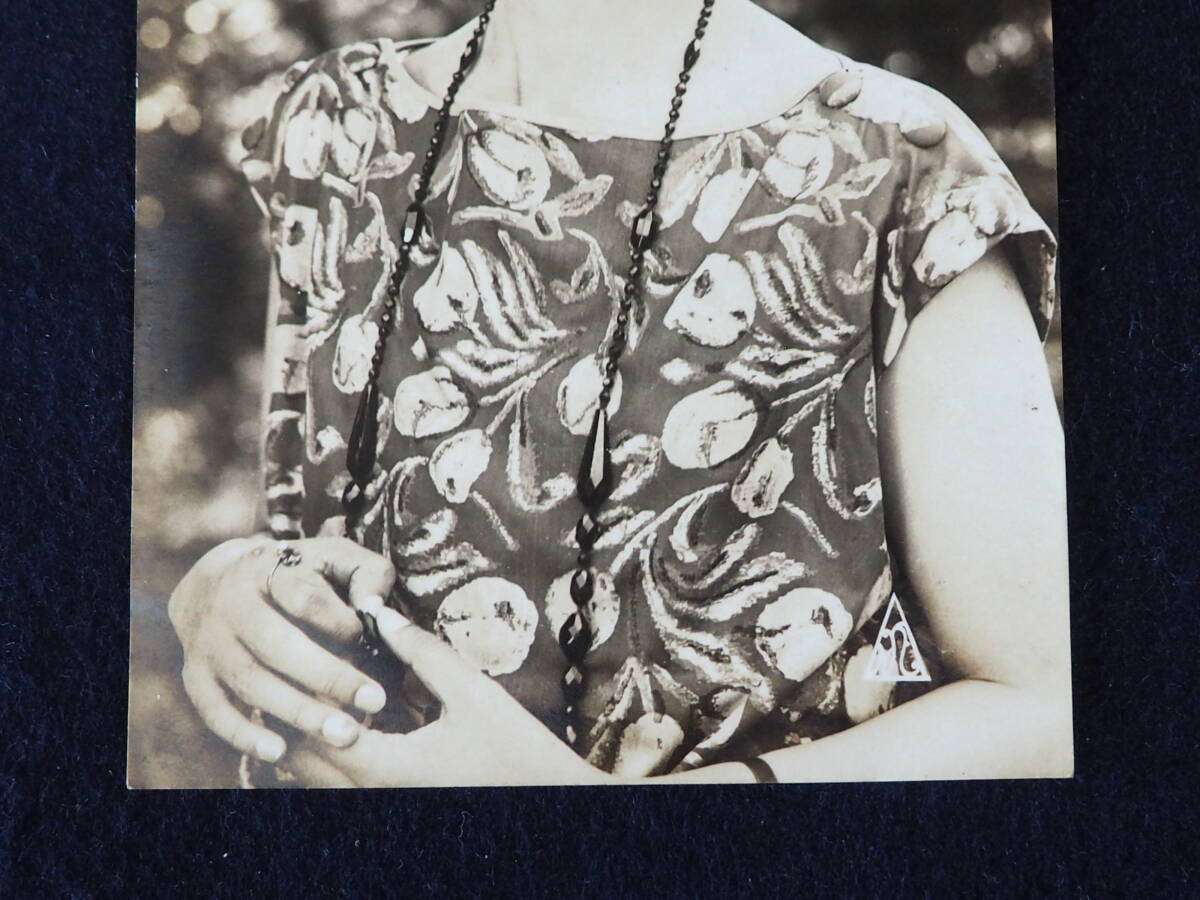 昭和 ブロマイド 写真 昭和レトロ 昭和 映画 役者 女優 俳優 スチール レア 戦前 戦中 戦後 ポストカード ハガキ アンティーク 42の画像3