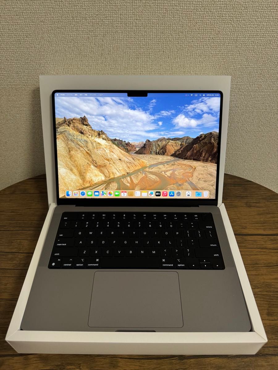 【超美品】MacBookPro 14 インチ M2 Pro 16GB/512GB Keyboard-英語（US)
