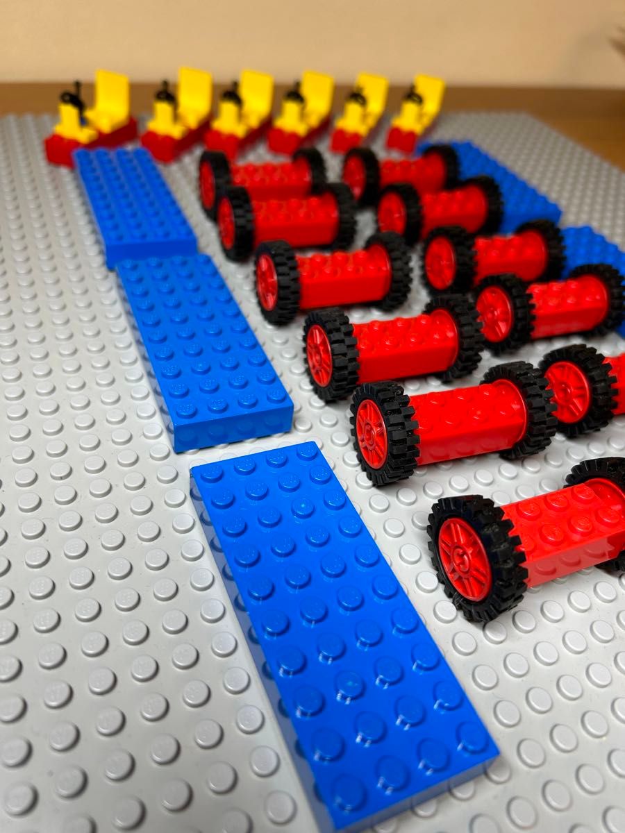 LEGO レゴバケツ　自動車6台分の車パーツセット