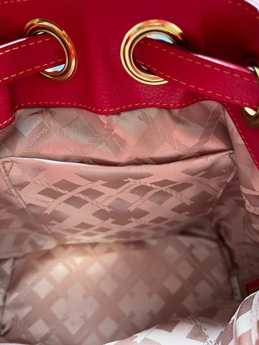 サマンサタバサ　Samantha Thavasa バック　リュック　濃いめのピンク　牛床皮　定価35000円 レザー
