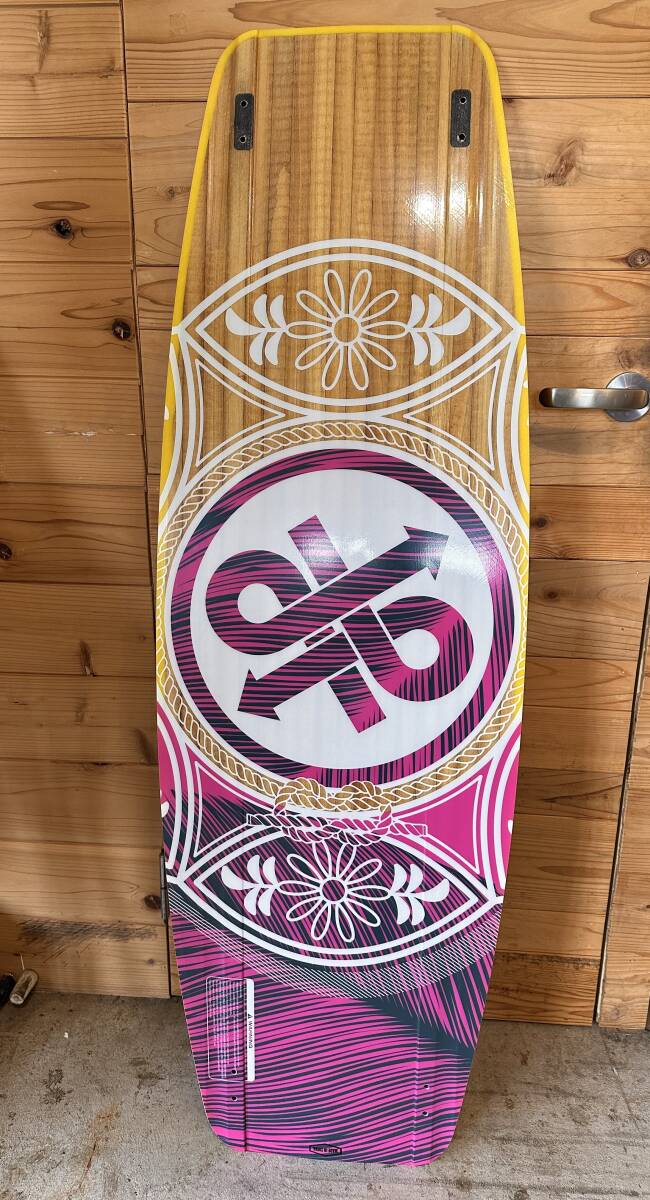 Yahoo!オークション - ウェイクボード wakeboard DUP DELTACO FI Yahoo!オークション - ウェイクボード wakeboard DUP DELTACO FI
