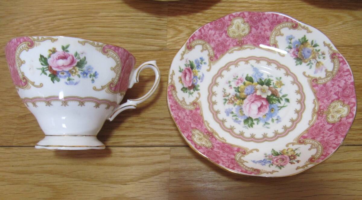 ROYAL　ALBERT　ロイヤルアルバート　カップ&ソーサー　5客　まとめて_画像3