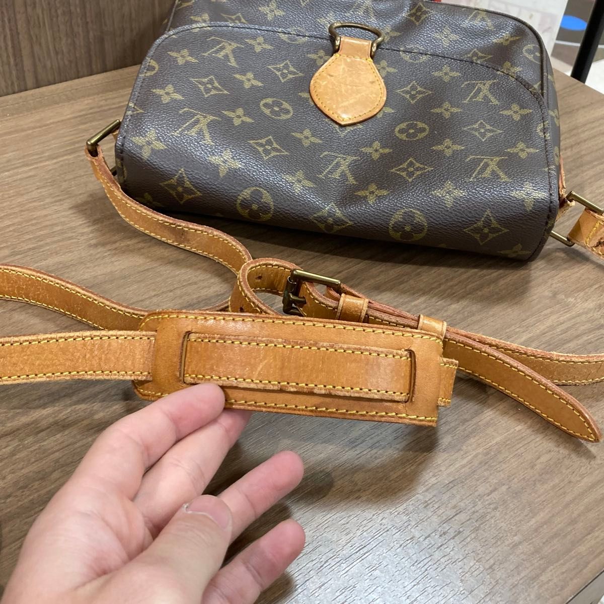 LOUIS VUITTON ルイヴィトン モノグラム サンクルー ショルダーバッグ ワンショルダー レディース 人気 ブラウン