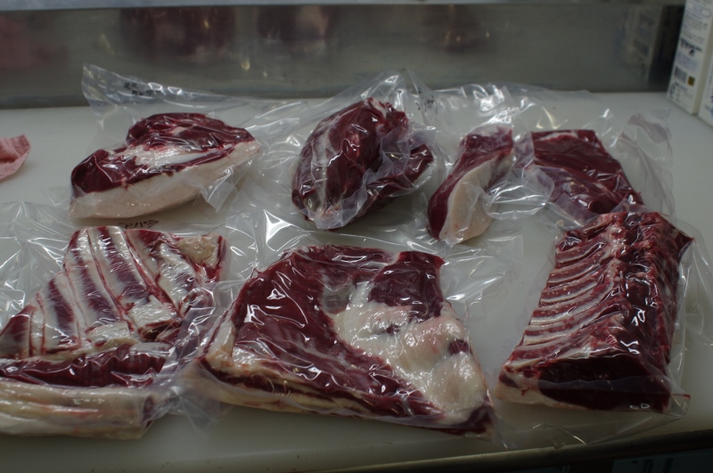 送料込み　エゾ鹿食肉7~８キロ位、徳用セット！_画像3