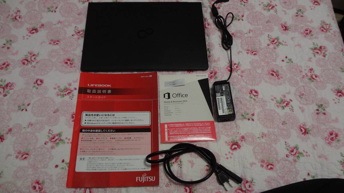 【薄型/超軽量/日本製】富士通 13.3インチFull-HD 液晶ノートPC LIFEBOOK UHシリーズ FMVWC2U27 8世代Core-i5 Windows11対応 MS Office