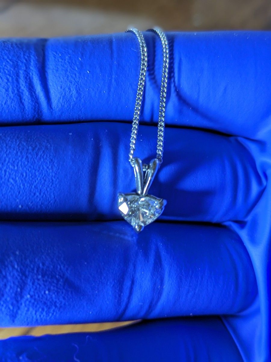 ジュエリーマキ 1 02cts HEART SHAPED CUT カメリアダイヤモンド ジュエリーマキ 1 02cts HEART SHAPED CUT カメリアダイヤモンド