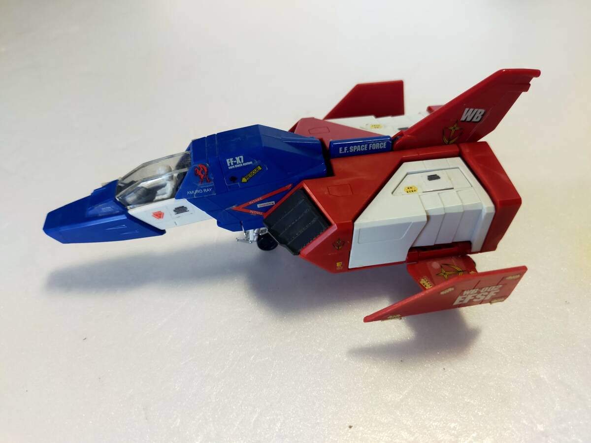 ★【ジャンク】BANDAI PG 機動戦士ガンダム RX-78-2 Ver.1.0 完成品★_画像7