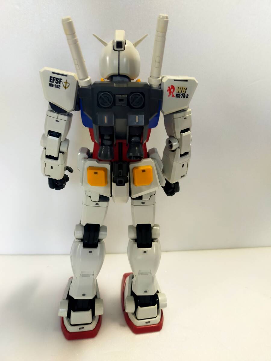 ★【ジャンク】BANDAI PG 機動戦士ガンダム RX-78-2 Ver.1.0 完成品★_画像4