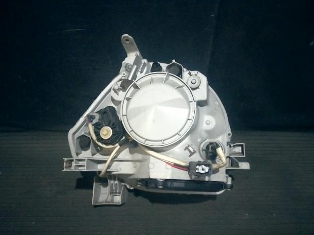 シエンタ DBA-NCP81G 左ヘッドランプASSY K210-02A 81150-52830_画像2