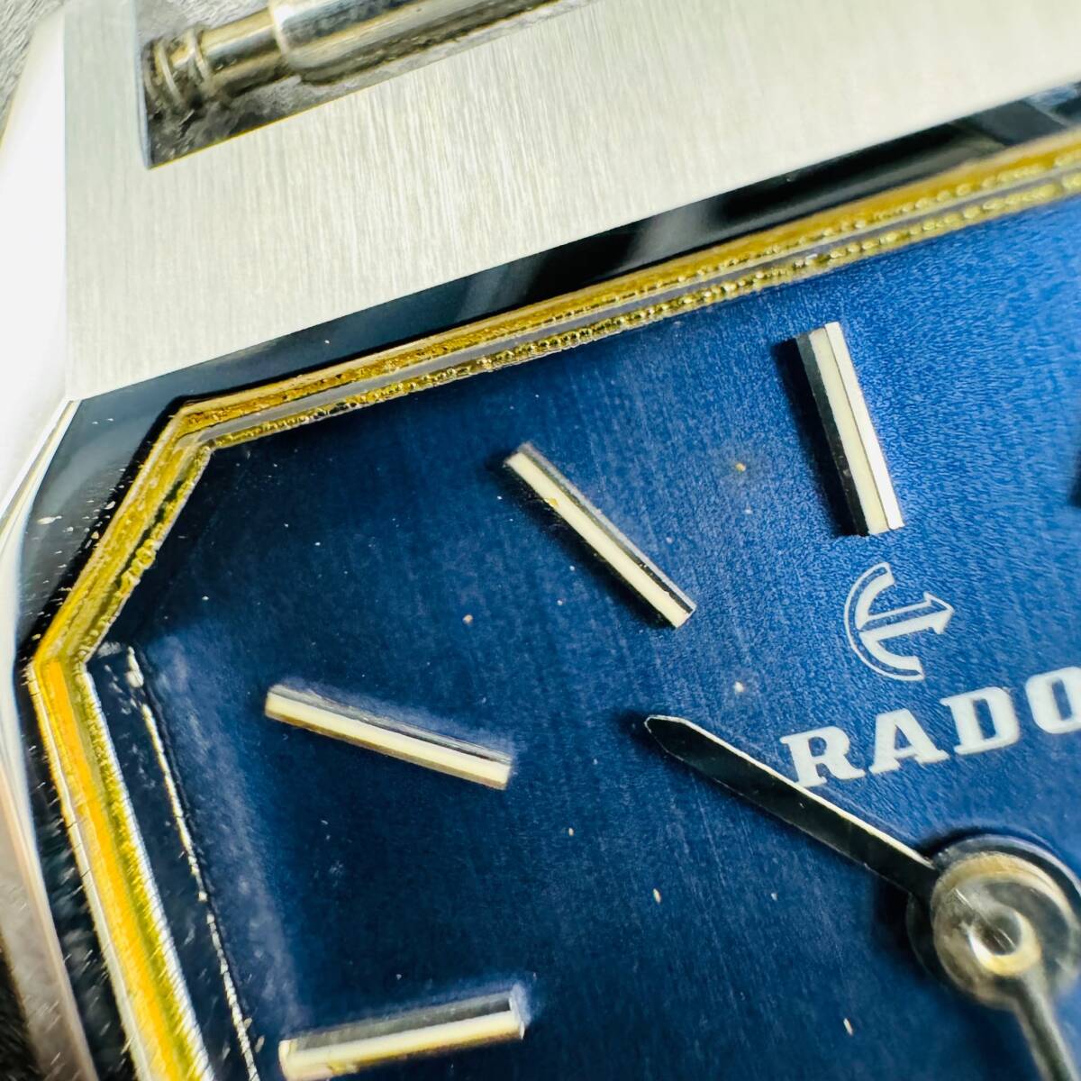 Rado ラドー Slimline Square スリムライン スクエア ブルー文字盤 手巻き腕時計 中古品 稼働 現状品 ベルトなし 格安 1円出品 8406の画像4