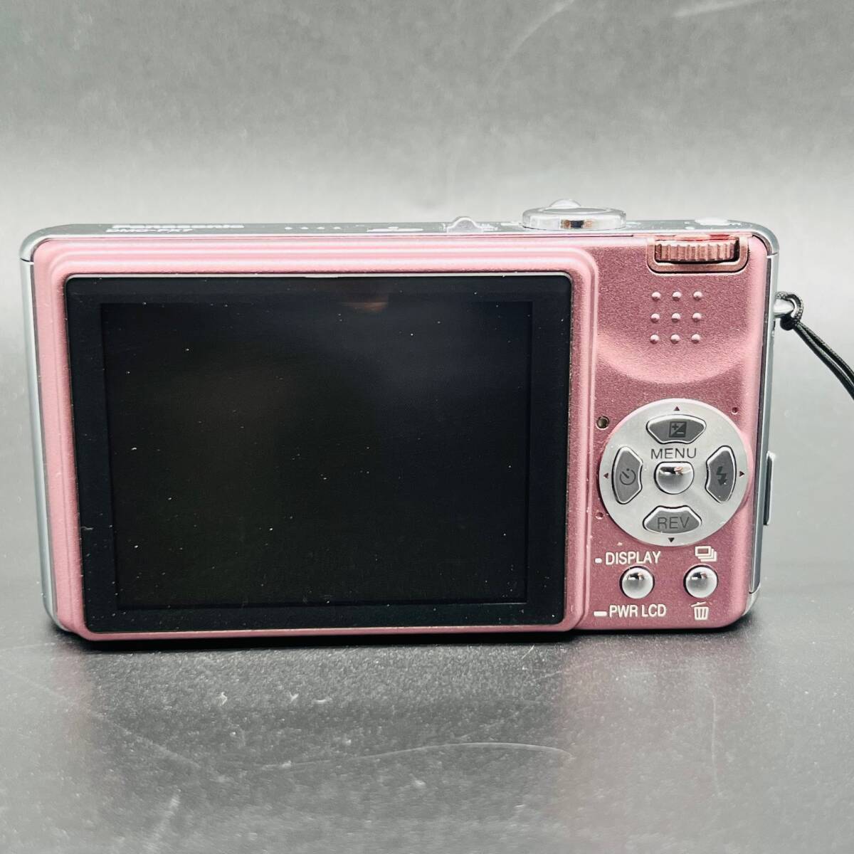 Panasonic Panasonic LUMIX Lumix DMC-FX7 цифровая камера компакт-камера цифровая камера розовый оптическое оборудование камера line приятный б/у товар 8461