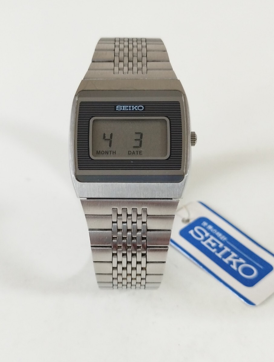 ジャンク　SEIKO　セイコー　稼働品　LC　デジタル　 クロノグラフ　腕時計　クォーツ　メンズ　_画像3
