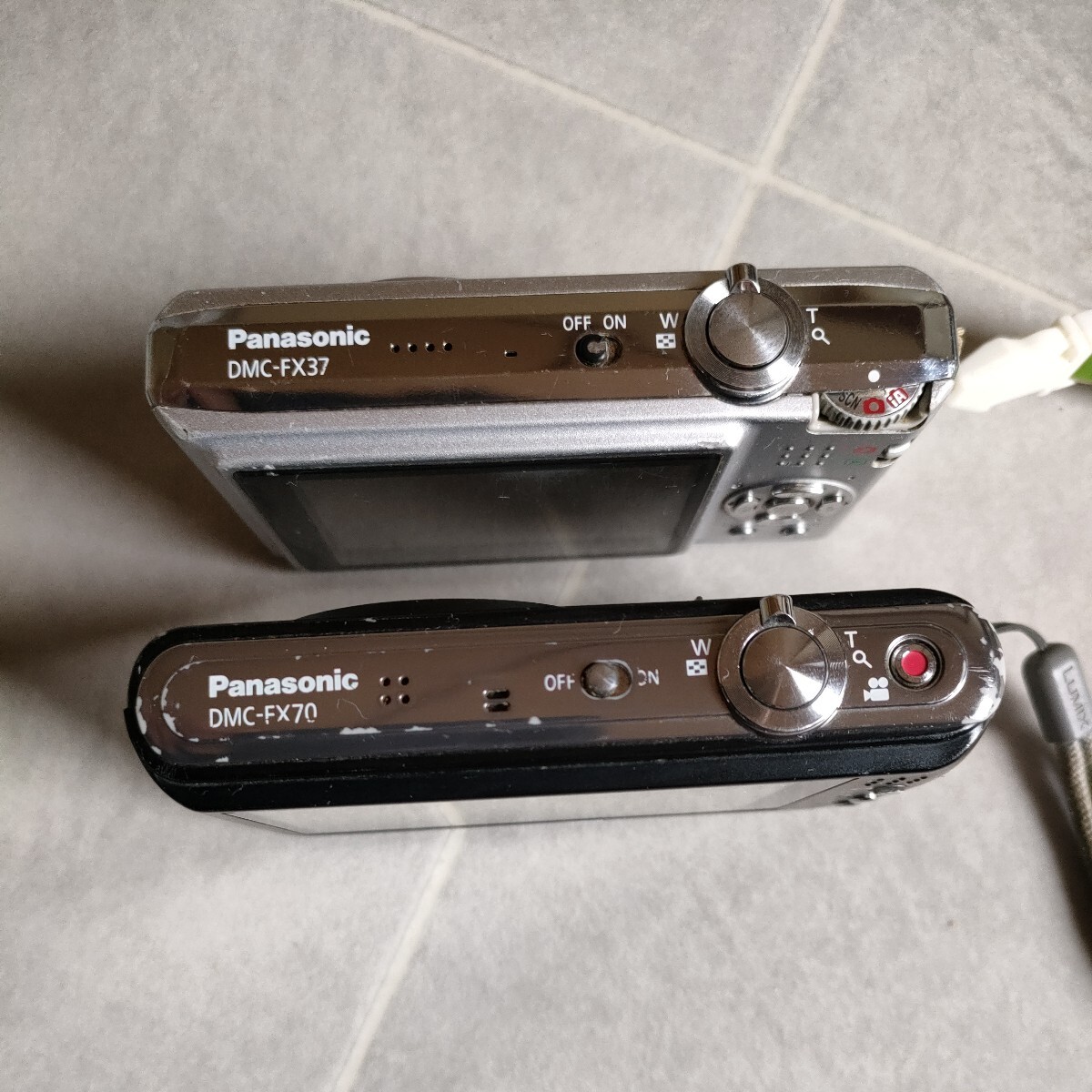 Panasonic LUMIX DMC-FX70 DMC-FX37 デジカメ中古品 現状品 動作未確認 バッテリー欠品_画像3