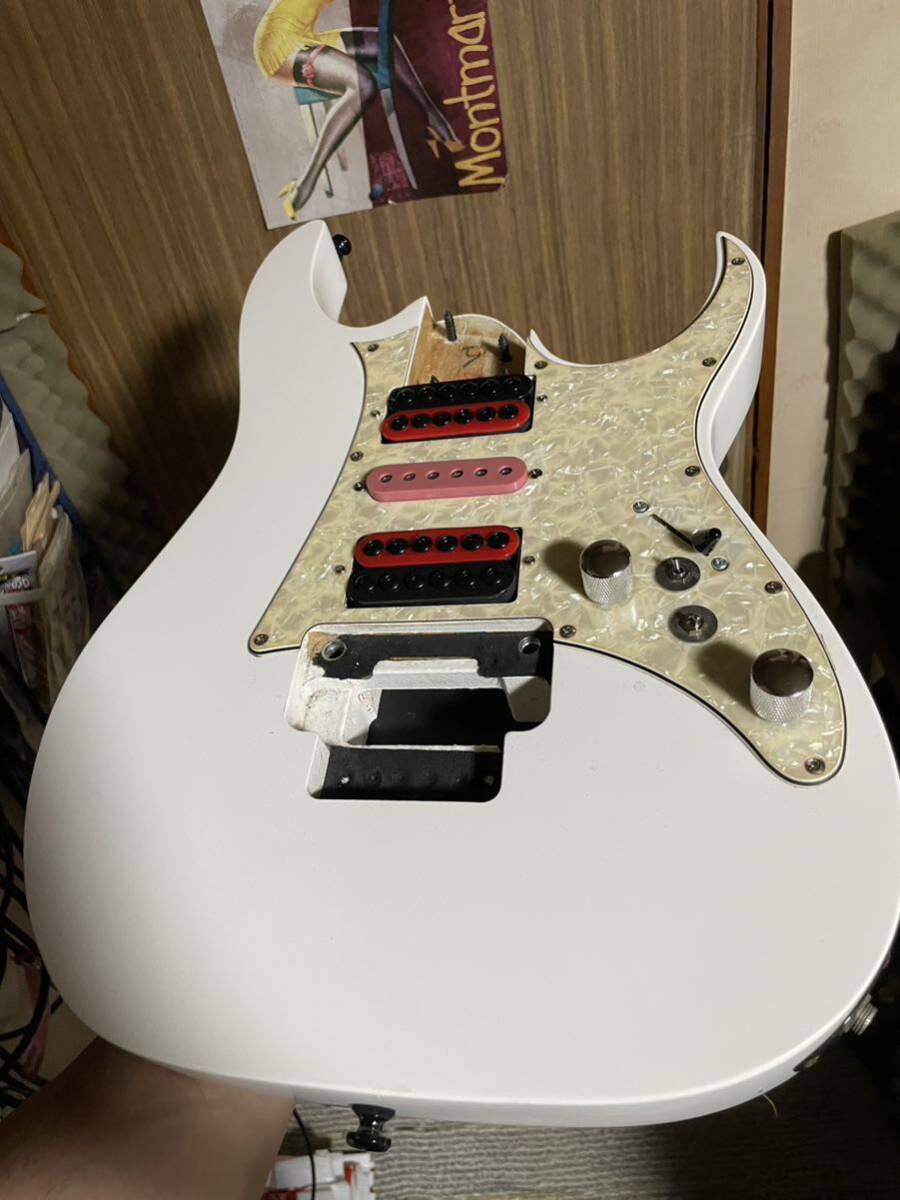 Ibanez RG450DXBのボディ アイバニーズの画像4