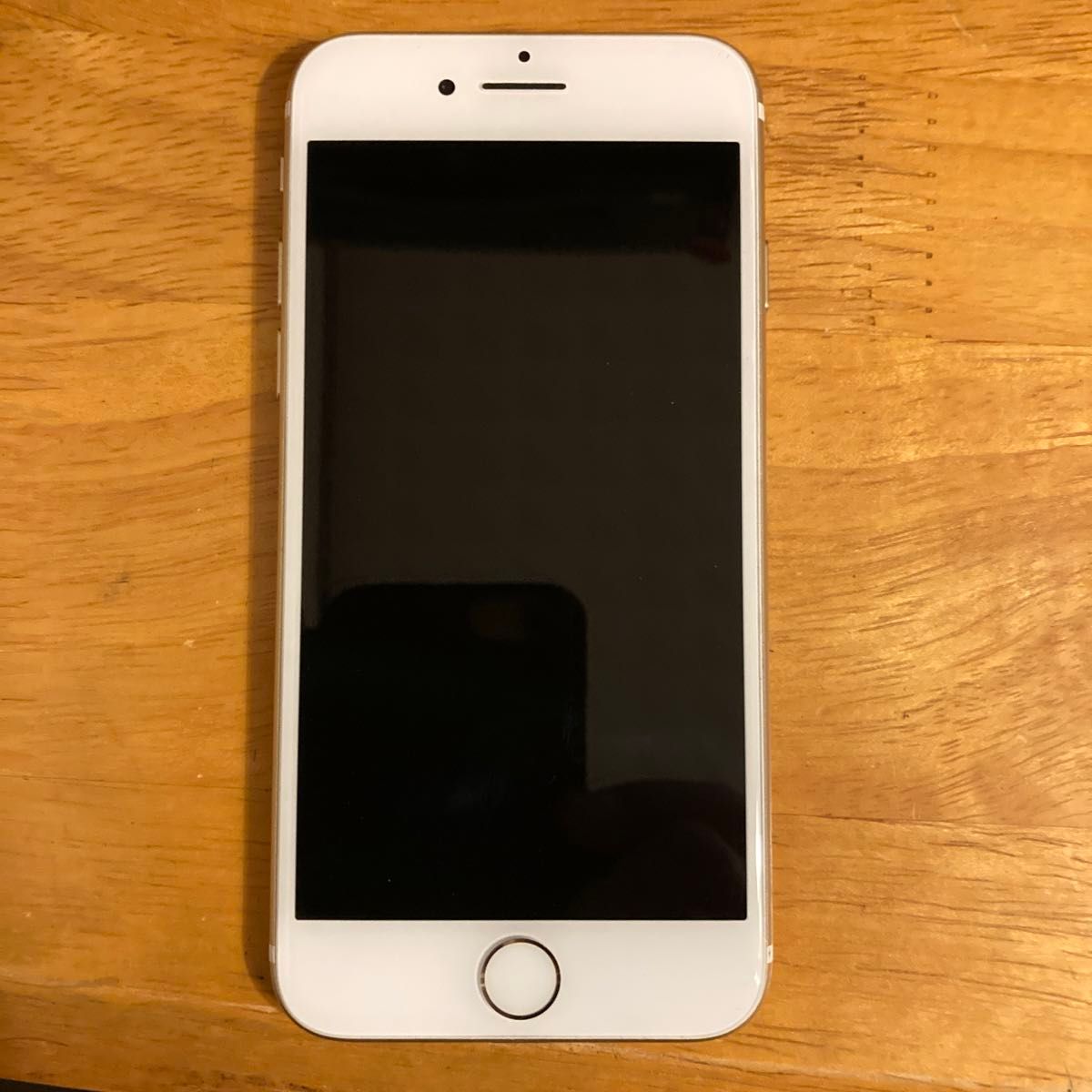 SIMフリー　iPhone 7 ゴールド　32GB、動作品、一応ジャンクで