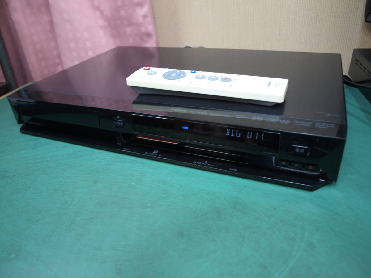 東芝 320GB HDD/BDレコーダー D-BZ510 HB0 B-CASリモコン付_画像3