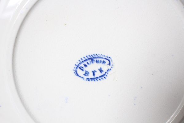 ベルギー アンティーク B.F.K.BOCH DAUPHIN 古い陶器のデザート皿 ロカイユ模様 1枚 美品_画像7