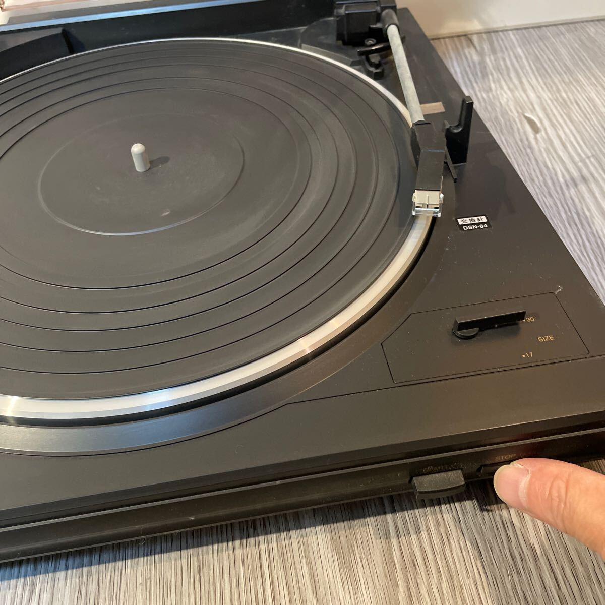 DENON レコードプレーヤー ターンテーブル オーディオ機器 DP-29F 音響機器 レコード_画像4