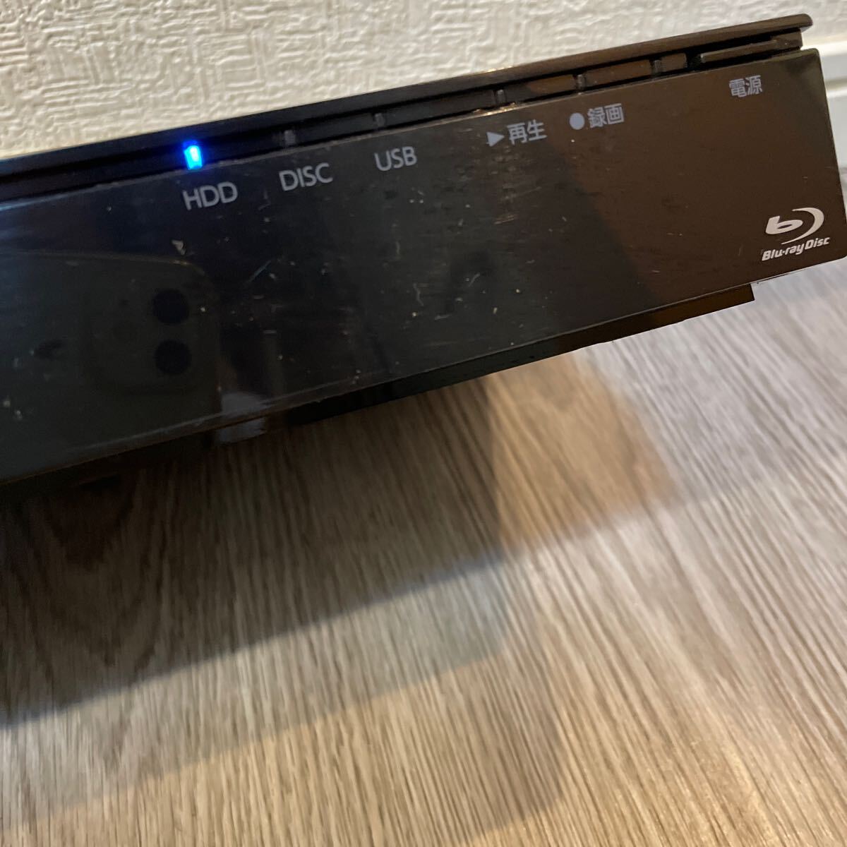 TOSHIBA HDD & Blue-ray disk recorder DBR-C100 remote control attaching 