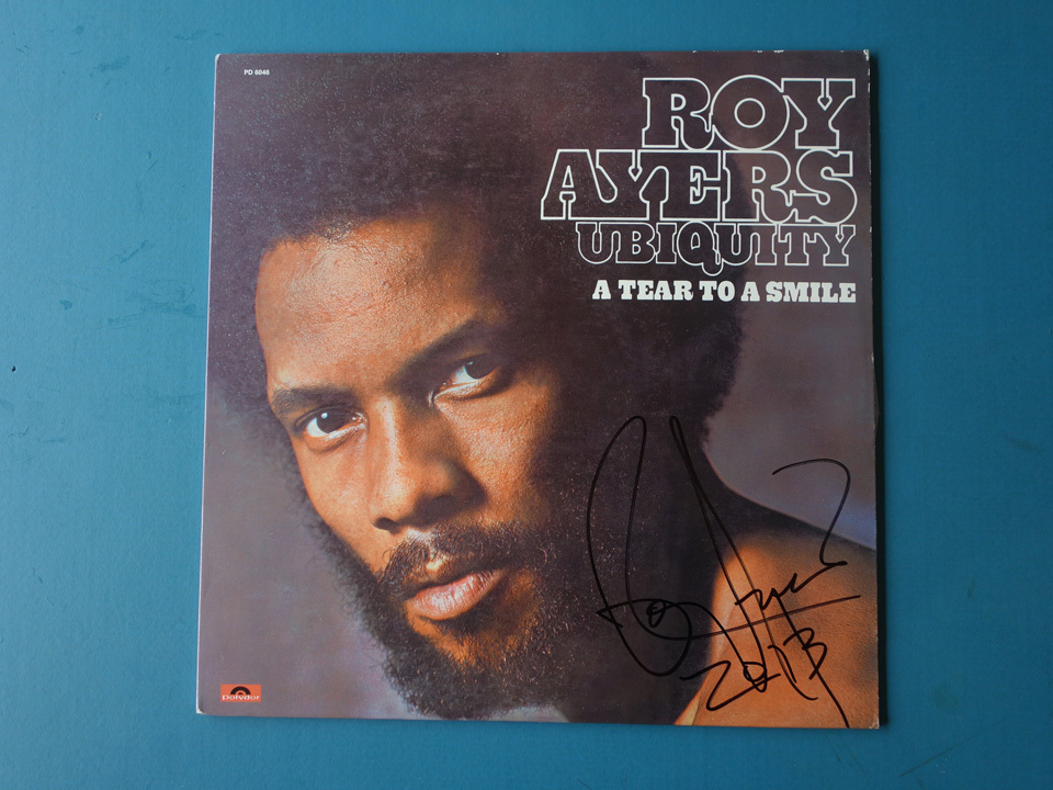 直筆サイン入り Roy Ayers Ubiquity A tears to a smile US盤 Rare Groove Soul 米盤PD6046 LP ロイ・エアーズ 極美品_画像1