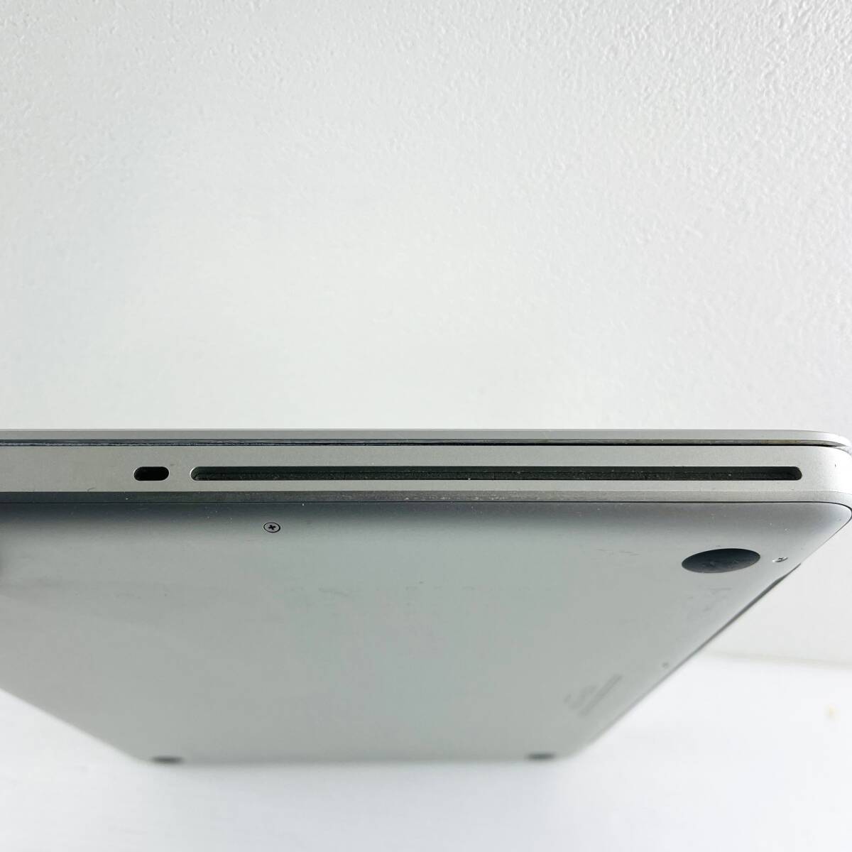 36【通電OK】 Apple MacBook Pro A1286 本体 15インチ 日本語 キーボード シルバー 銀 マックブック プロ パソコン ノートPC アップルの画像5