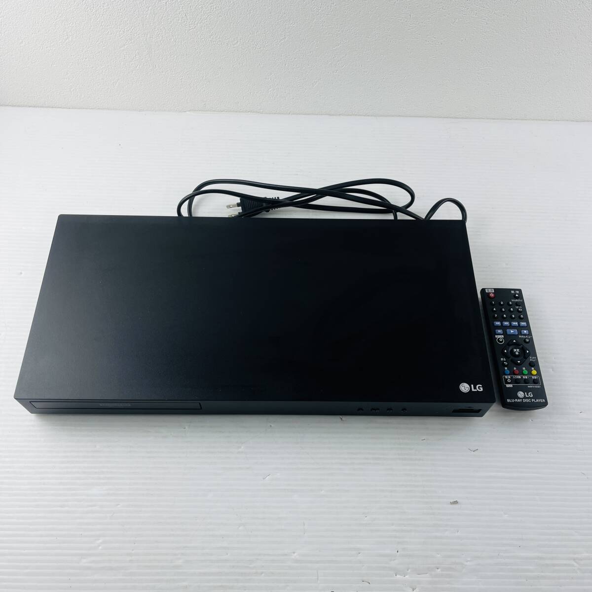 99 electrification OK LG ULTRA HD Blue-ray player body Ultra Blu-ray disk player body remote control attaching details not yet verification Junk 