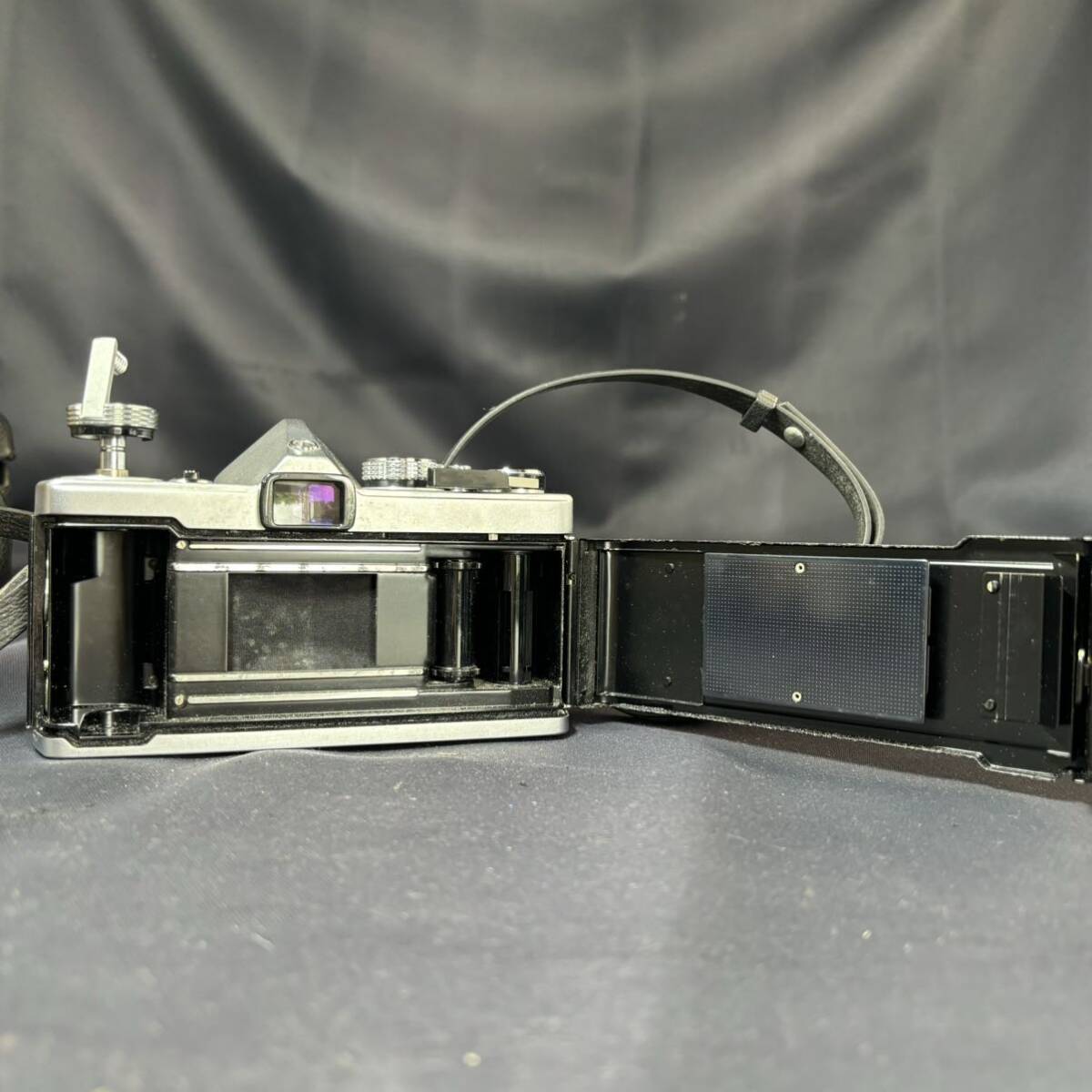 OLYMPUS オリンパス OM-1 一眼レフ フィルムカメラ/カメラレンズ OLYMPUS OM-SYSTEM F.ZUIKO AUTO-S 1:1.8 f=50mm 空シャッターOKの画像8
