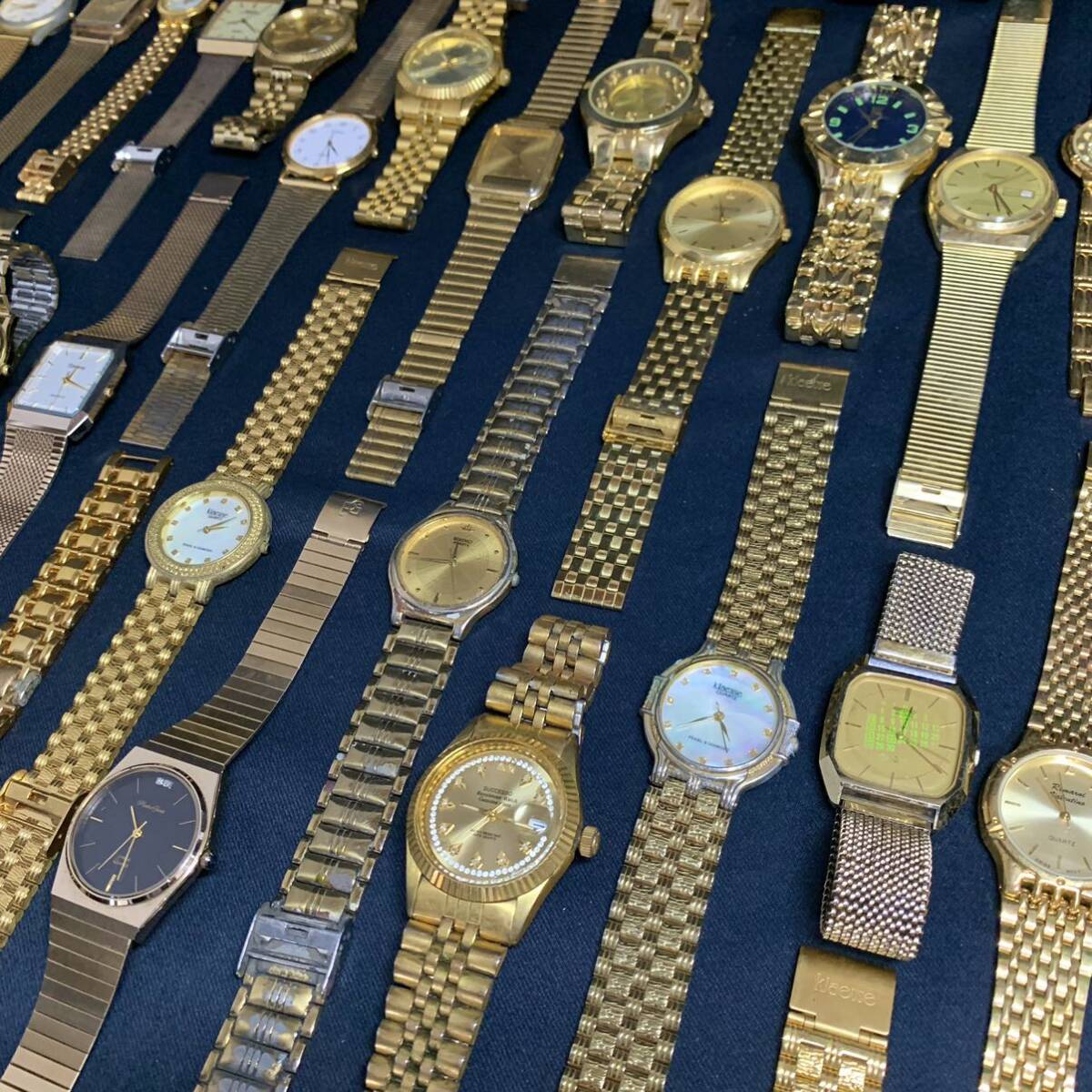 腕時計 GOLD ゴールドカラー 100本 まとめ売り SEIKO セイコー CASIO シチズン CITIZEN カシオ エルジン 等含む 動作未チェックの画像9